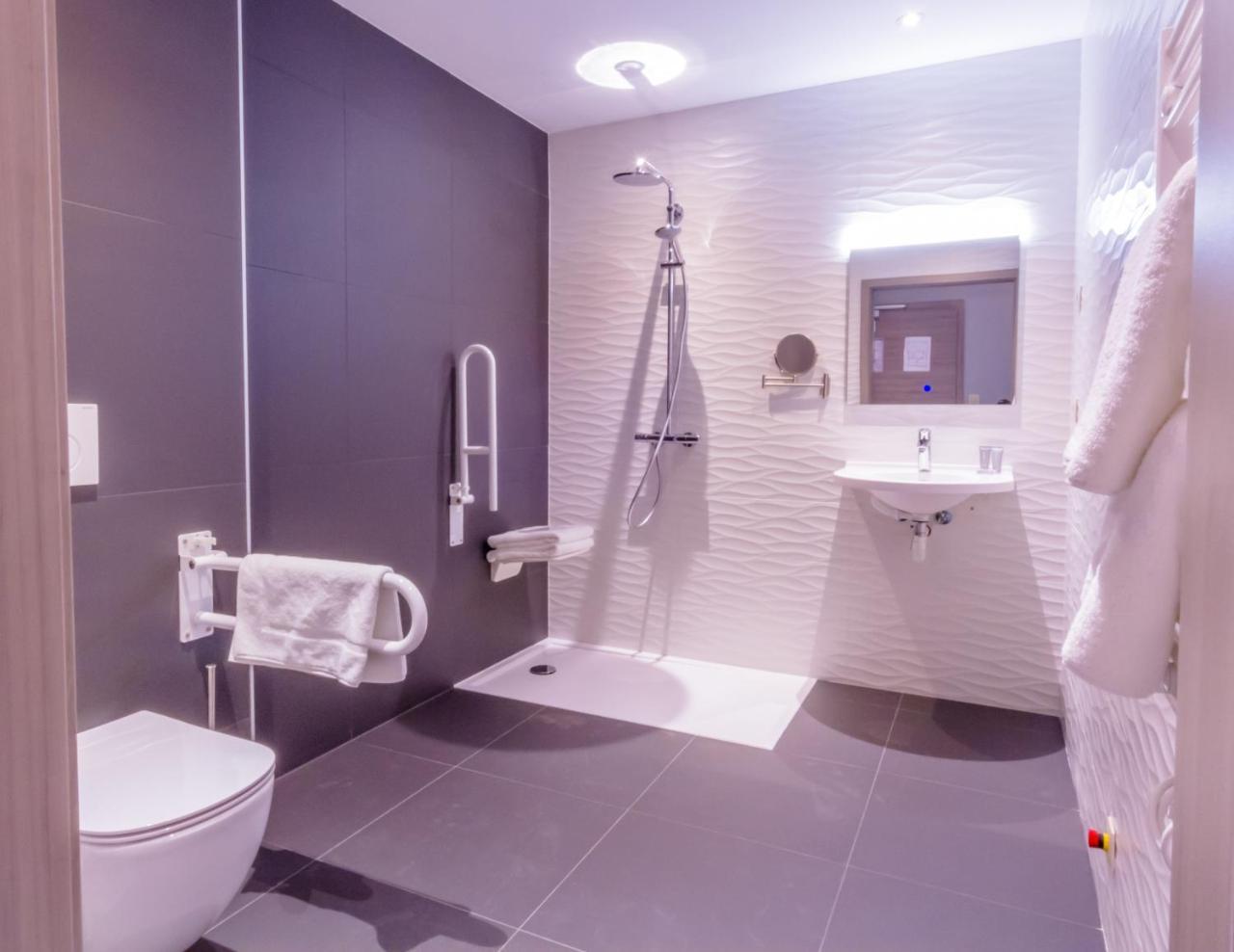 Manavahotel Herstal Zewnętrze zdjęcie