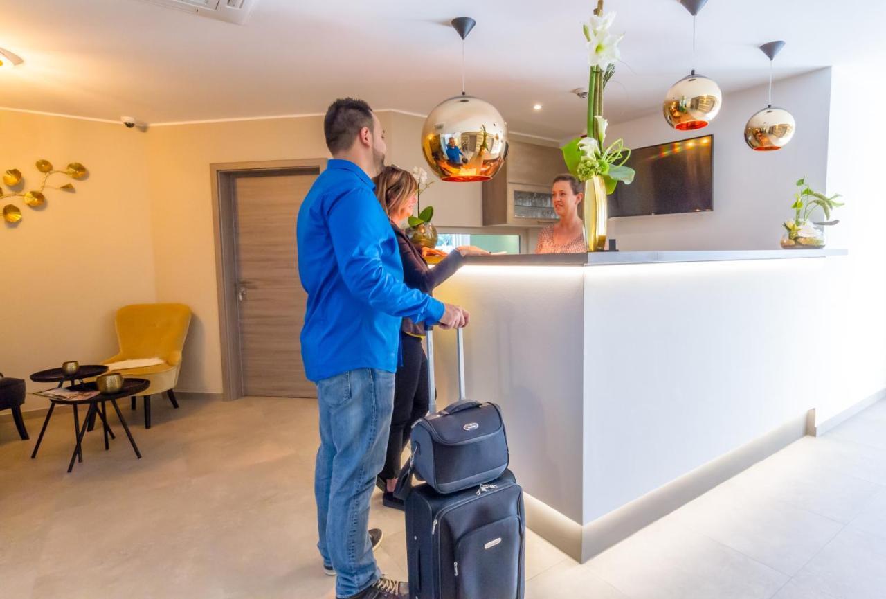 Manavahotel Herstal Zewnętrze zdjęcie
